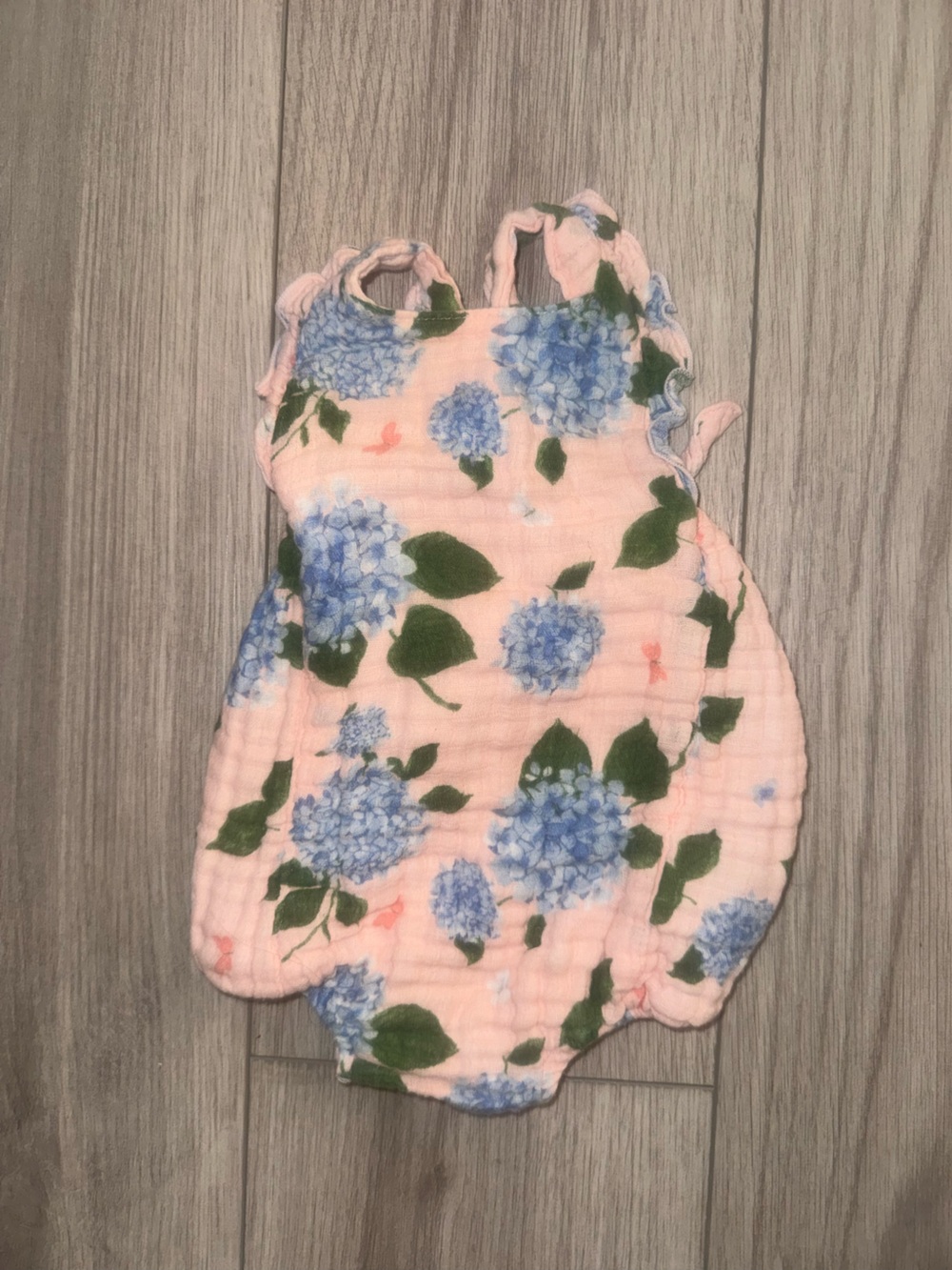 ANGEL DEAR Kids Floral Romper - Pink with Blue Hydrangea Print